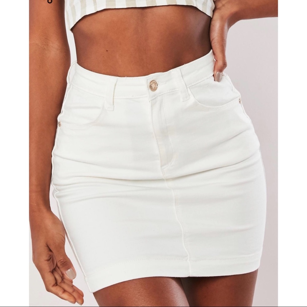 White denim stretch mini skirt